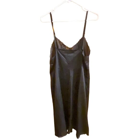 Vintage vanity Fair black short Lace Accent Slip Dress 40” bust EUC - Picture 3 of 9
